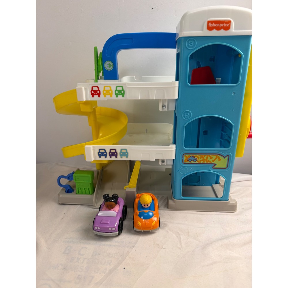 Fisher-Price Little People Helpful Neighbor Garage Playset with 2 Wheelies Cars